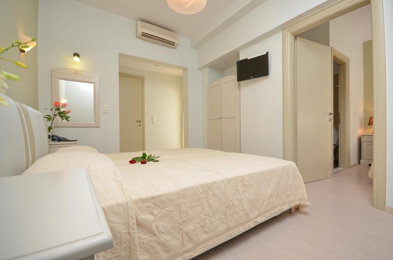 Blue Sky Aparthotel Naxos City Ruang foto