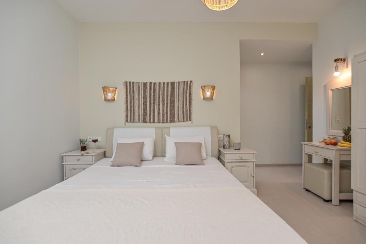 Blue Sky Aparthotel Naxos City Bagian luar foto