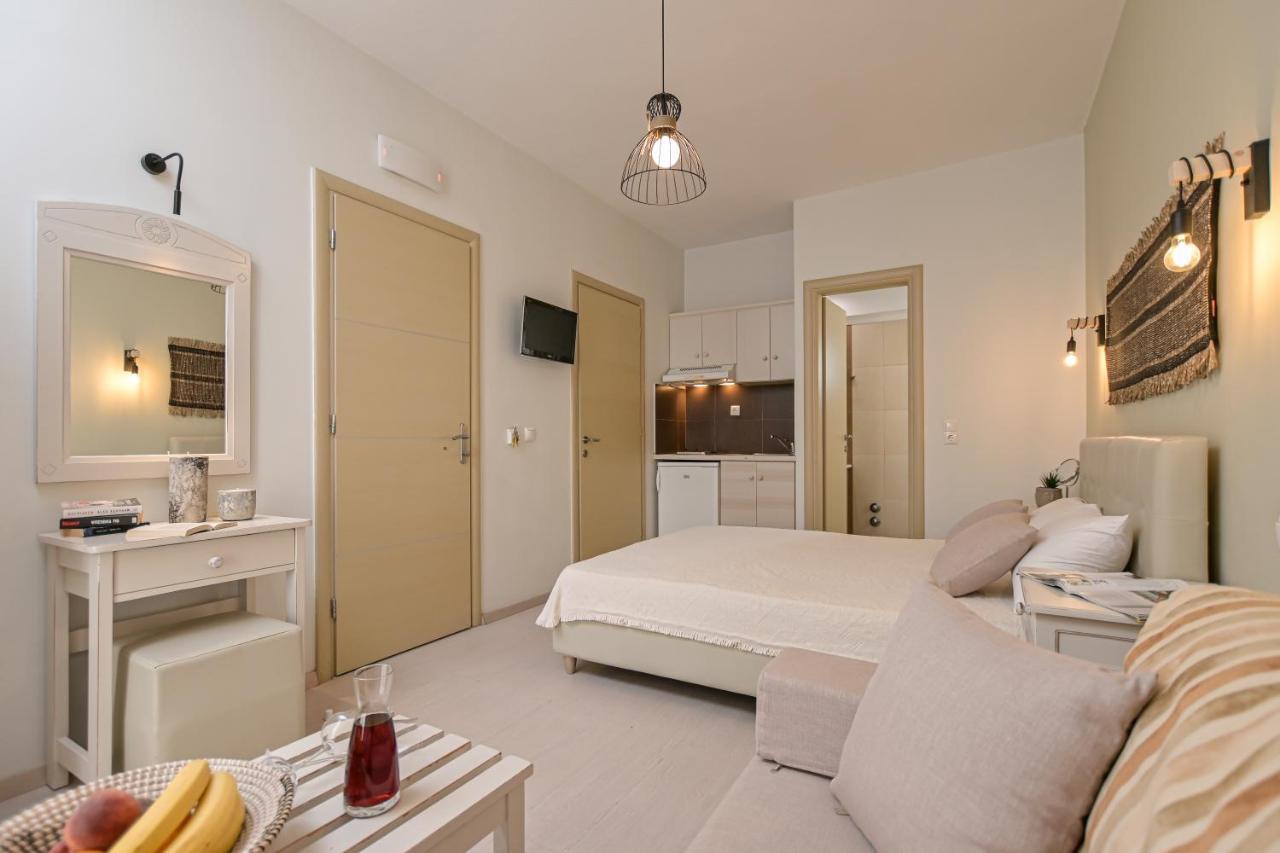 Blue Sky Aparthotel Naxos City Bagian luar foto