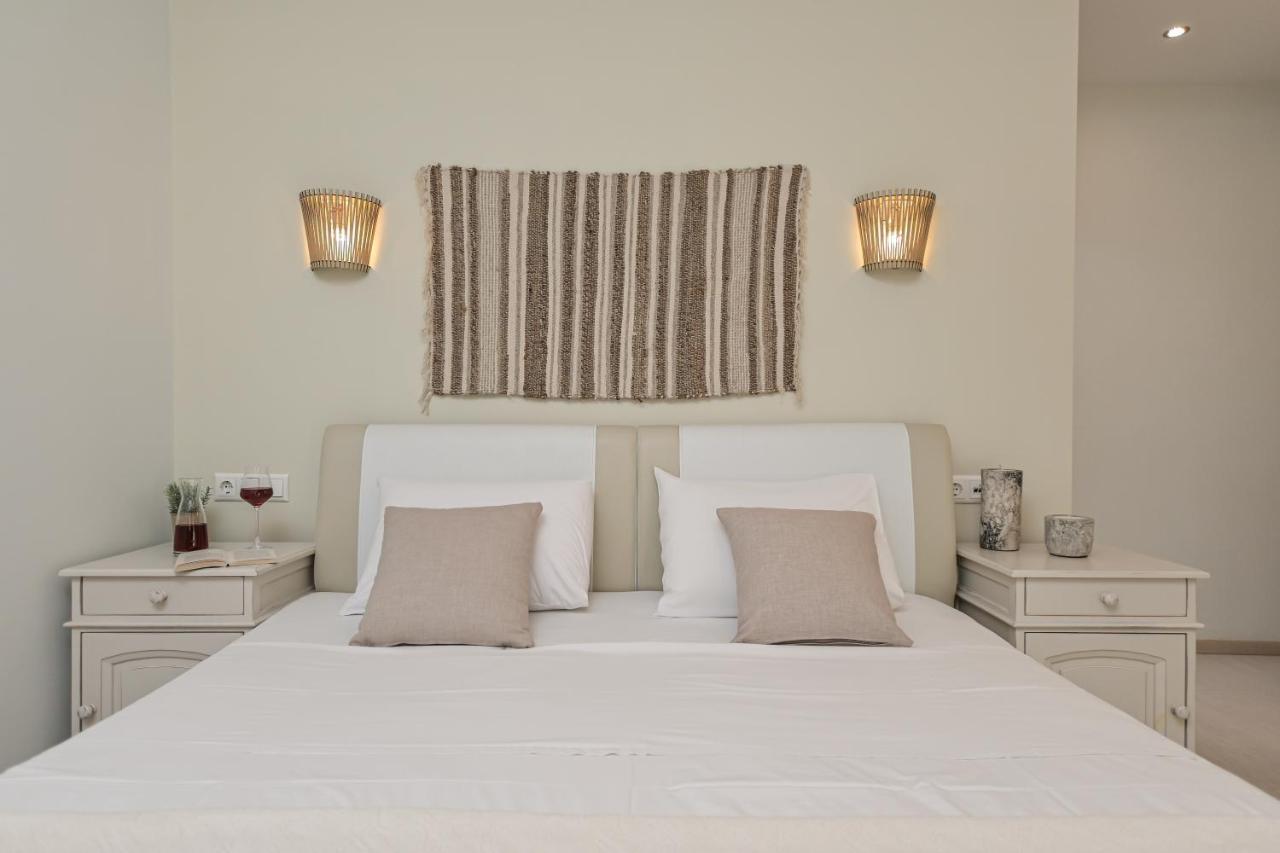 Blue Sky Aparthotel Naxos City Bagian luar foto