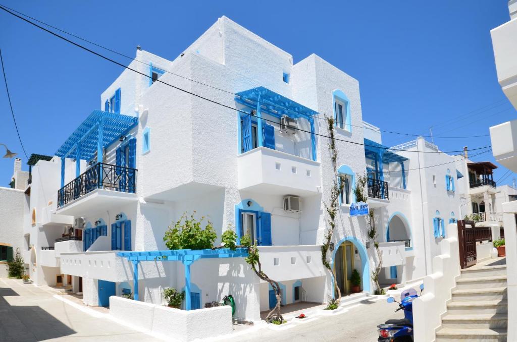 Blue Sky Aparthotel Naxos City Ruang foto