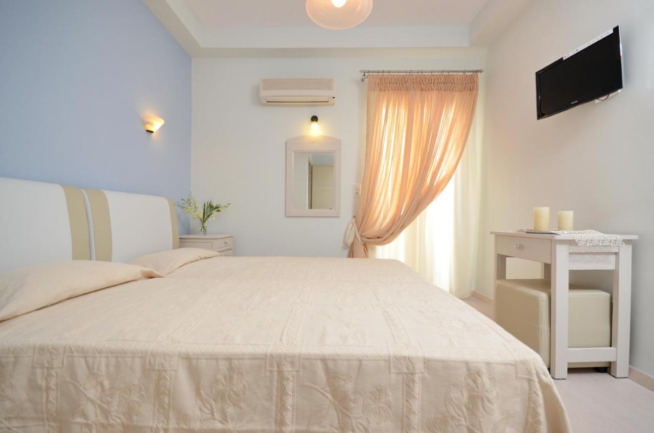 Blue Sky Aparthotel Naxos City Bagian luar foto